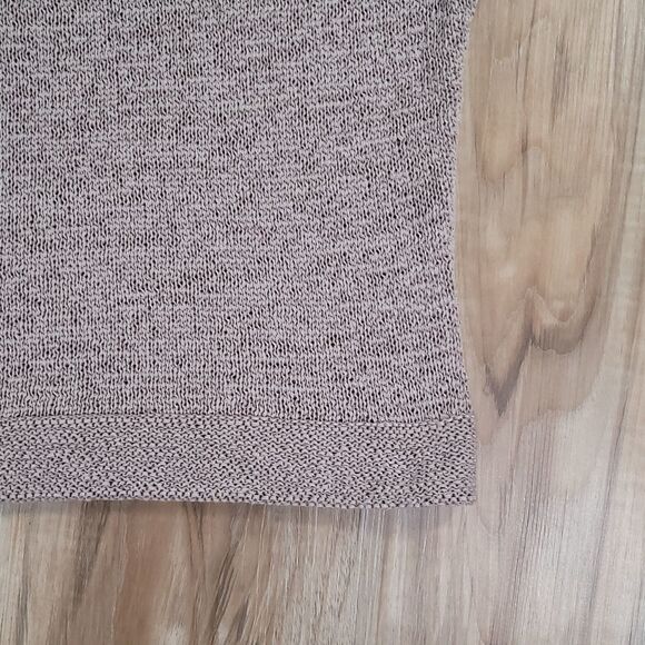 🔹️WD.NY Tan Knit Lightweight Dolman Sleeve Sweater Medium - Picture 5 of 8